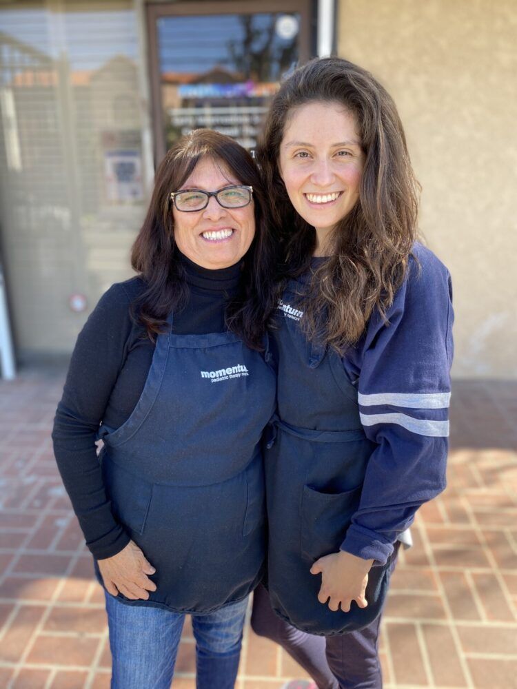 Pilar (left) & Vanessa (right)